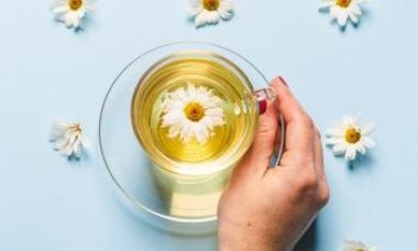 5 moduri în care ceaiul de mușețel aduce beneficii sănătății